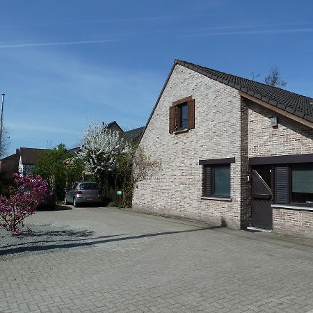 Bnb Heimdall Brecht Exteriör bild